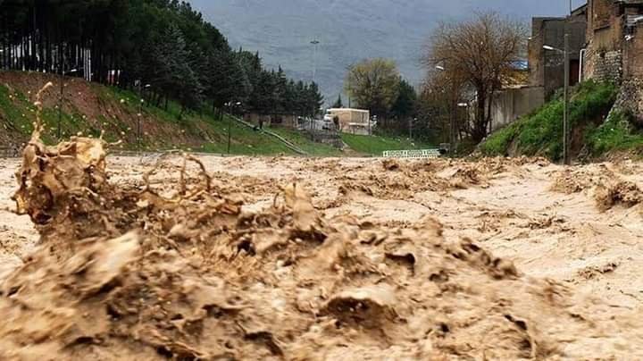 جاری شدن سیلاب در بغلان؛ 62 تن جان باخته اند